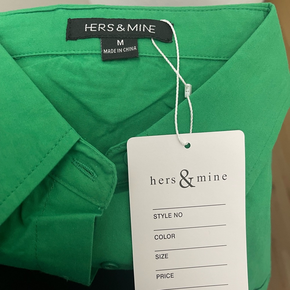 New - Hers & Mines - Classic Kelley Green Oversized Popplin Button Up - Picture 4 of 5